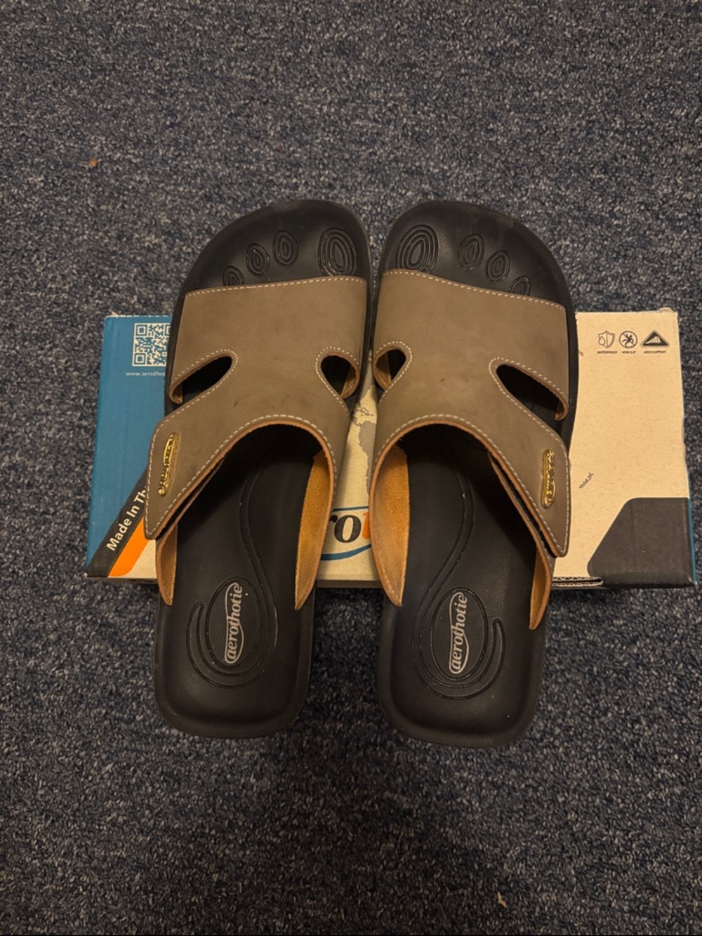 Aerothotic Women's Tan Slide Sandals with Black Footbed